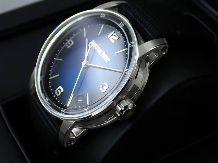 オーデマピゲ CODE 11.59 バイ オーデマ ピゲ Ref.15210BC.OO.A002KB.01 ホワイトゴールド スモークブルーラッカー文字盤