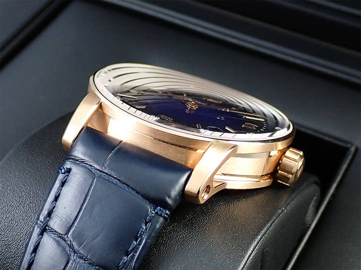 オーデマピゲ CODE 11.59 バイ オーデマ ピゲ Ref.15210OR.OO.A028CR.01 ピンクゴールド スモークブルーラッカー文字盤