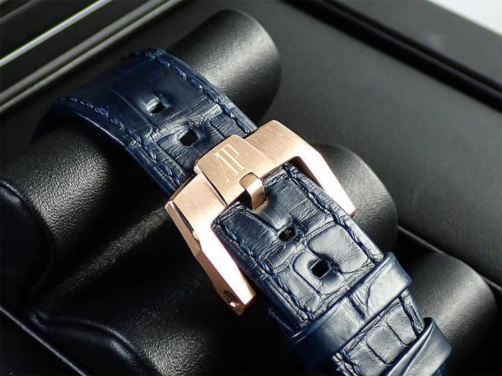 オーデマピゲ CODE 11.59 バイ オーデマ ピゲ Ref.15210OR.OO.A028CR.01 ピンクゴールド スモークブルーラッカー文字盤