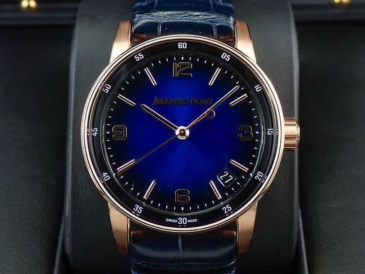 オーデマピゲ CODE 11.59 バイ オーデマ ピゲ Ref.15210OR.OO.A028CR.01 ピンクゴールド スモークブルーラッカー文字盤