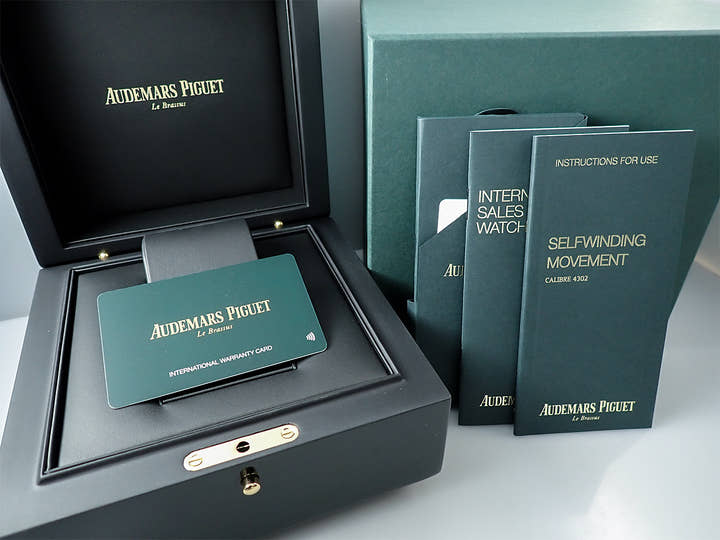 オーデマピゲ CODE 11.59 バイ オーデマ ピゲ Ref.15210CR.OO.A002KB.01 ホワイトゴールド/ピンクゴールド グレーラッカー文字盤