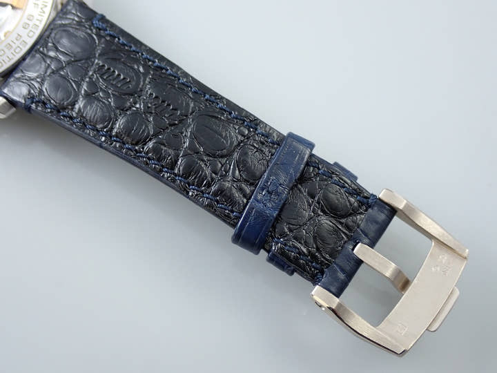 オーデマピゲ CODE 11.59 バイ オーデマ ピゲ ボリショイ限定モデル Ref.15210BC.OO.A321CR.99 ホワイトゴールド スモークブルーエナメル文字盤