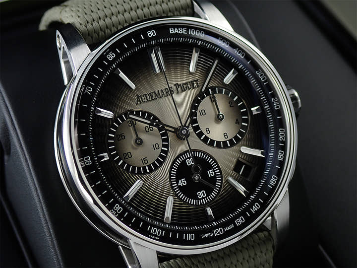 オーデマピゲ CODE 11.59 バイ オーデマ ピゲ クロノグラフ Ref.26393QT.OO.A064KB.01 ステンレススチール/ブラックセラミック スモークベージュ文字盤