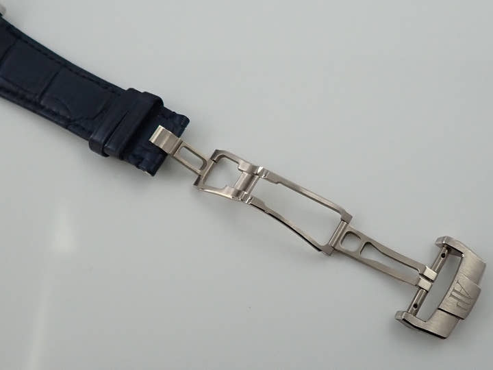 Audemars Piguet CODE 11.59 by Audemars Piguet Chronograph Ref. 26393BC.OO.A321CR.01 White Gold Blue Lacquer Dial