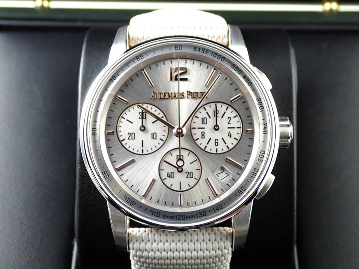 オーデマピゲ CODE 11.59 バイ オーデマ ピゲ クロノグラフ Ref.26393CR.OO.A008KB.01 ホワイトゴールド/ピンクゴールド グレーラッカー文字盤