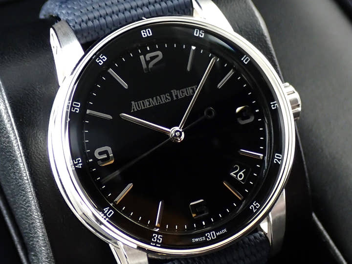 オーデマピゲ CODE 11.59 バイ オーデマ ピゲ Ref.15210BC.OO.A002CR.01 ホワイトゴールド ブラック文字盤