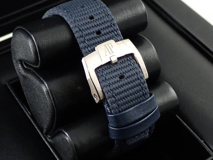 オーデマピゲ CODE 11.59 バイ オーデマ ピゲ Ref.15210BC.OO.A002CR.01 ホワイトゴールド ブラック文字盤