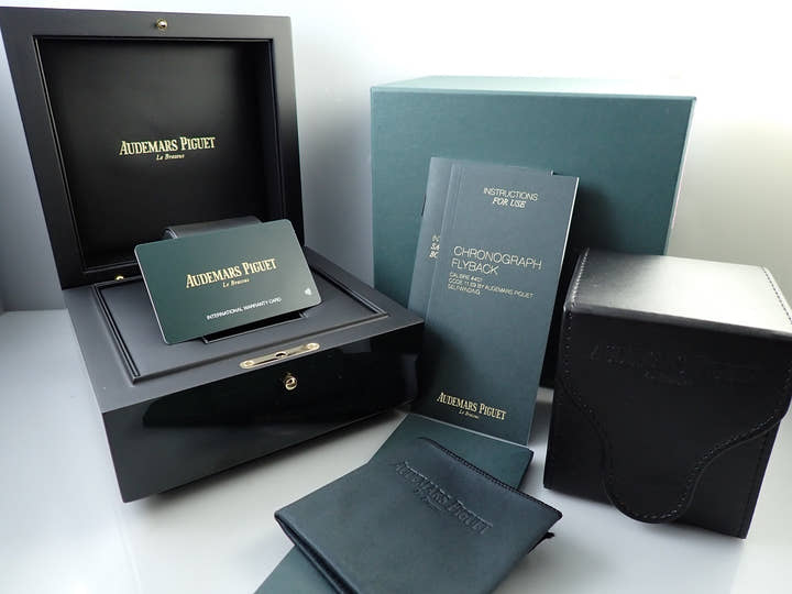 オーデマピゲ CODE 11.59 バイ オーデマ ピゲ クロノグラフ Ref.26393NB.OO.A002KB.01 ホワイトゴールド/セラミック スモークグレー文字盤