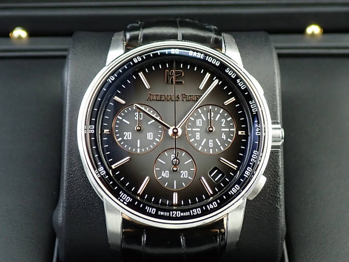 オーデマピゲ CODE 11.59 バイ オーデマ ピゲ クロノグラフ Ref.26393CR.OO.A002CR.01 ピンクゴールド/ホワイトゴールド スモークグレーラッカー文字盤