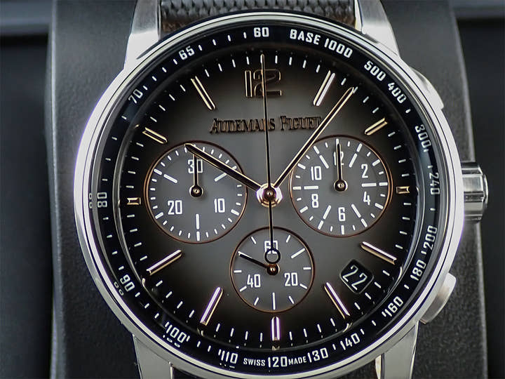 オーデマピゲ CODE 11.59 バイ オーデマ ピゲ クロノグラフ Ref.26393CR.OO.A002KB.01 ピンクゴールド/ホワイトゴールド スモークグレーラッカー文字盤