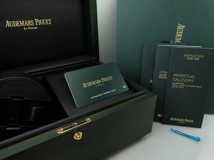 オーデマピゲ CODE 11.59 バイ オーデマ ピゲ パーペチュアルカレンダー Ref.26394BC.OO.D027KB.01 ホワイトゴールド ブルーアヴェンチュリン文字盤