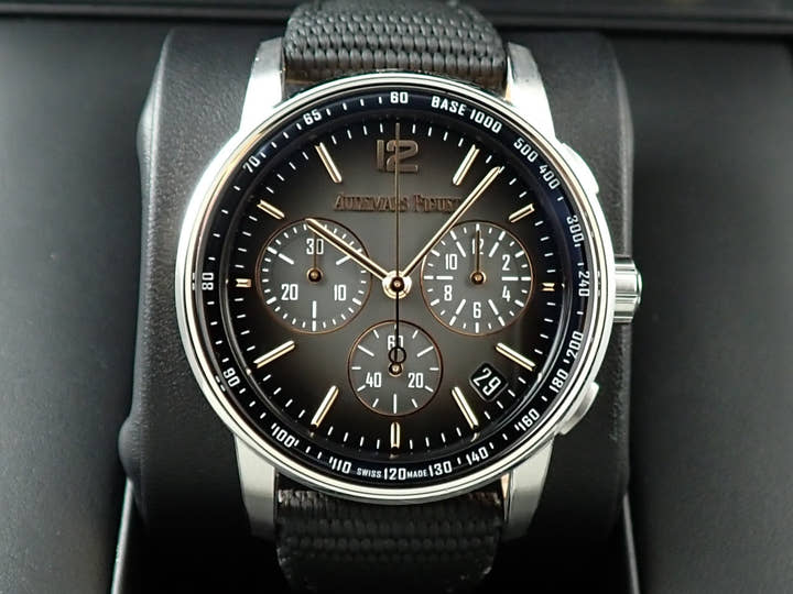 オーデマピゲ CODE 11.59 バイ オーデマ ピゲ クロノグラフ Ref.26393CR.OO.A002CR.01 ピンクゴールド/ホワイトゴールド スモークグレーラッカー文字盤