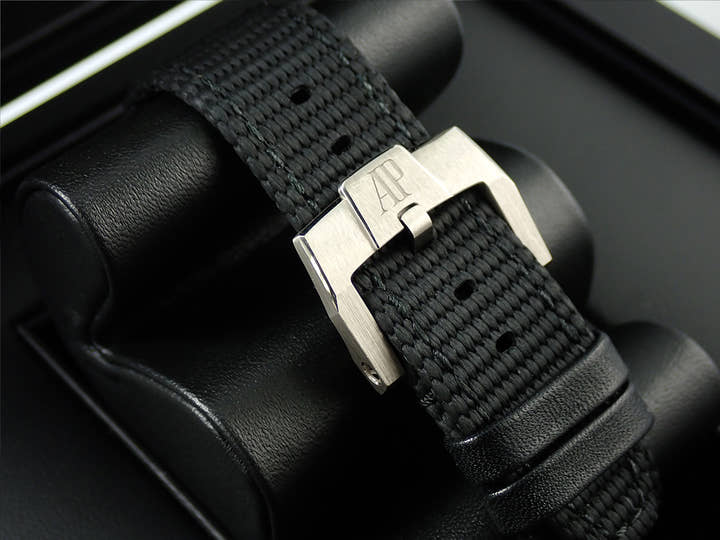 オーデマピゲ CODE 11.59 バイ オーデマ ピゲ クロノグラフ Ref.26393NB.OO.A002KB.01 ホワイトゴールド/セラミック スモークグレー文字盤