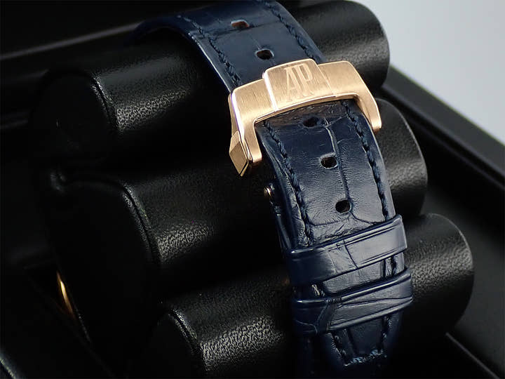 オーデマピゲ CODE 11.59 バイ オーデマ ピゲ パーペチュアルカレンダー Ref.26394OR.OO.D321CR.01 ピンクゴールド ブルーアヴェンチュリン文字盤