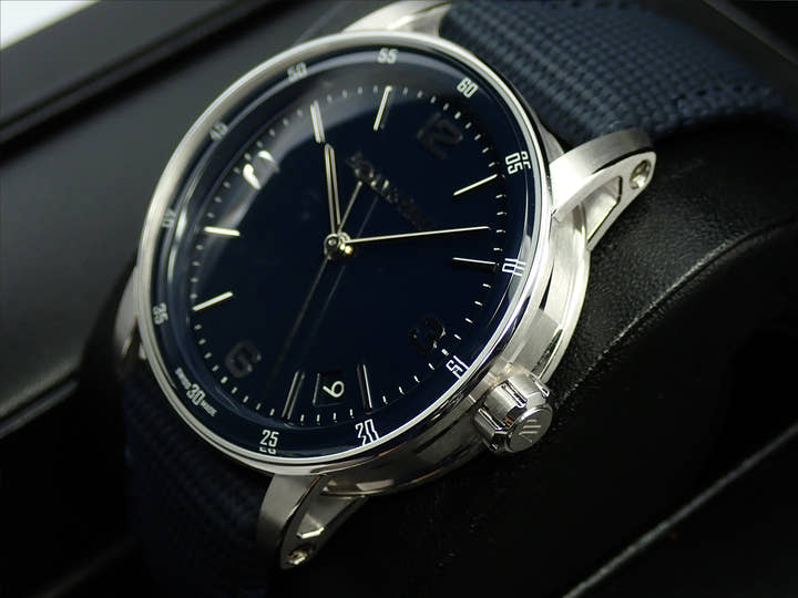 オーデマピゲ CODE 11.59 バイ オーデマ ピゲ Ref.15210BC.OO.A321CR.01 ホワイトゴールド ブルーラッカー文字盤