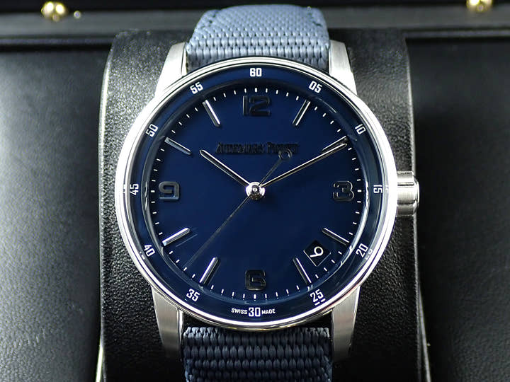 オーデマピゲ CODE 11.59 バイ オーデマ ピゲ Ref.15210BC.OO.A321CR.01 ホワイトゴールド ブルーラッカー文字盤