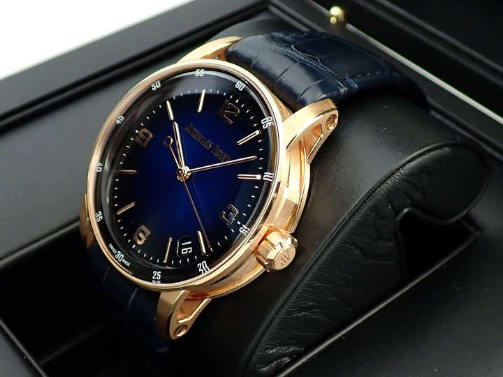 オーデマピゲ CODE 11.59 バイ オーデマ ピゲ Ref.15210OR.OO.A028CR.01 ピンクゴールド スモークブルーラッカー文字盤