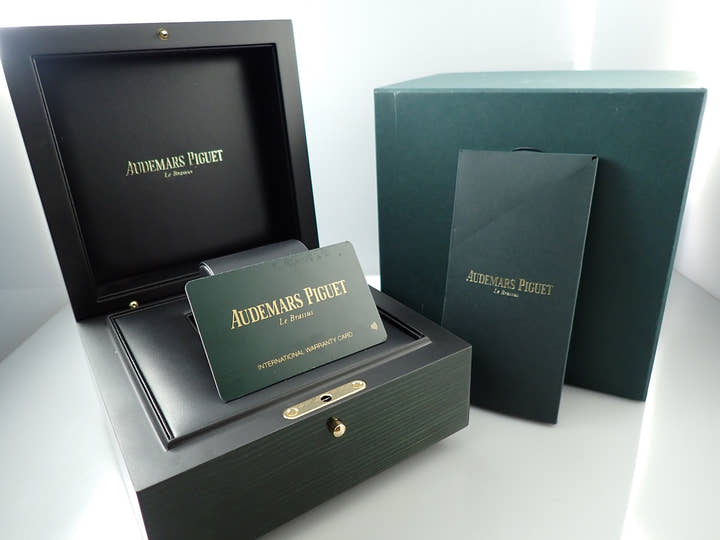 オーデマピゲ CODE 11.59 バイ オーデマ ピゲ Ref.15210OR.OO.A028CR.01 ピンクゴールド スモークブルーラッカー文字盤