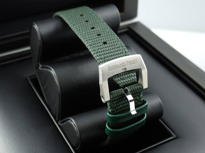オーデマピゲ CODE 11.59 バイ オーデマ ピゲ Ref.15210ST.OO.A056KB.01 ステンレススチール グリーン文字盤
