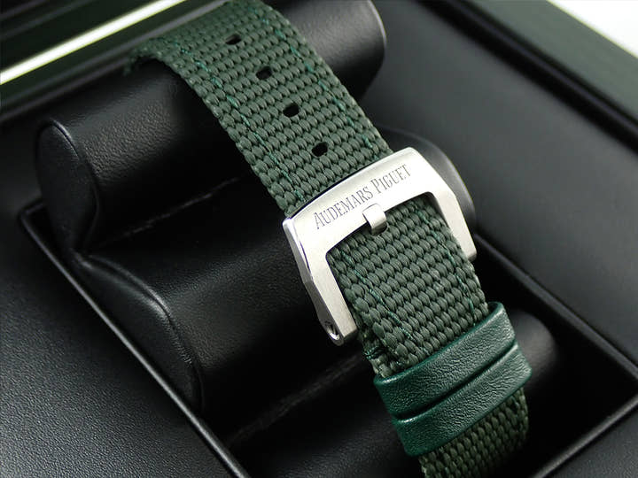 オーデマピゲ CODE 11.59 バイ オーデマ ピゲ Ref.15210ST.OO.A056KB.01 ステンレススチール グリーン文字盤