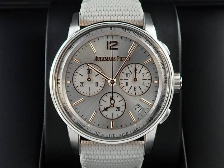 オーデマピゲ CODE 11.59 バイ オーデマ ピゲ クロノグラフ Ref.26393CR.OO.A009CR.01 ホワイトゴールド/ピンクゴールド シルバー文字盤