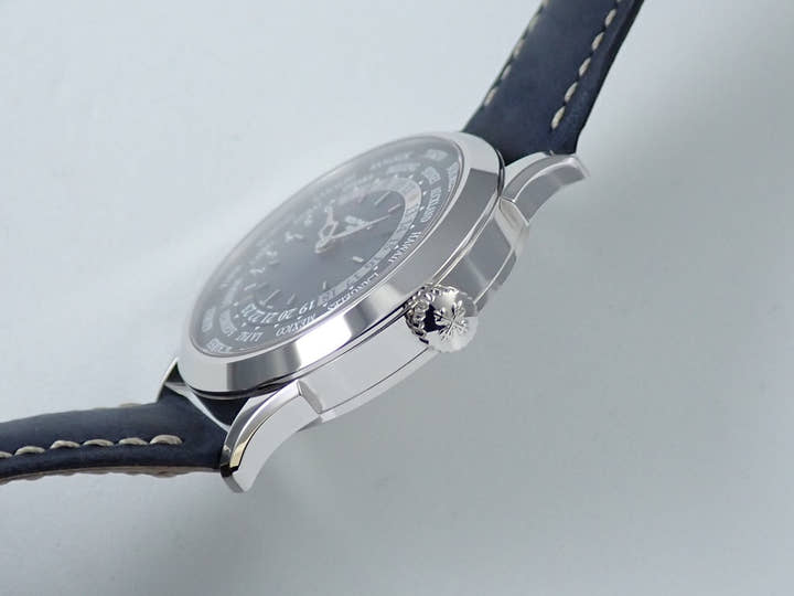 パテックフィリップ コンプリケーション ワールドタイム Ref.5230P-001 プラチナ ブルー文字盤