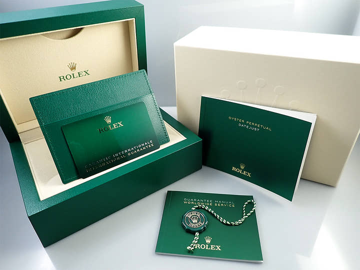 ロレックス デイトジャスト41 Ref.126300 ステンレススチール スレートローマン文字盤 ジュビリーブレスレット 美品 C6J3MK45