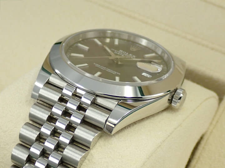 ロレックス デイトジャスト41 Ref.126300 ステンレススチール スレート文字盤 ジュビリーブレスレット 中古 P8805932