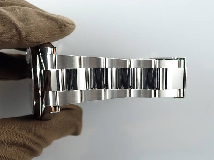 ロレックス デイトジャスト41 Ref.126300 ステンレススチール スレートローマン文字盤 オイスターブレスレット