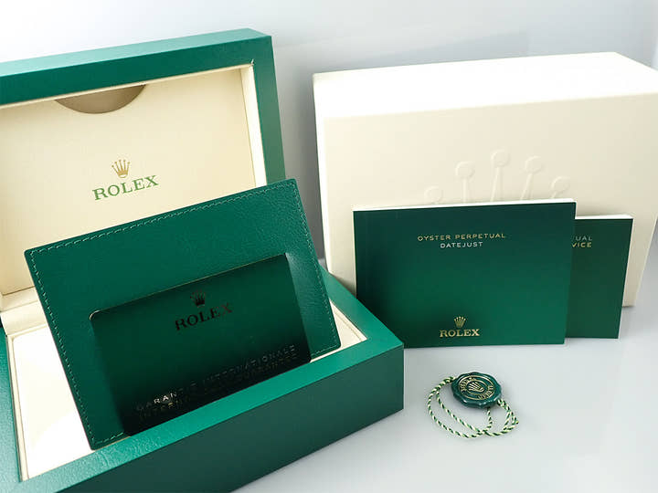 ロレックス デイトジャスト41 Ref.126300 ステンレススチール スレートローマン文字盤 オイスターブレスレット