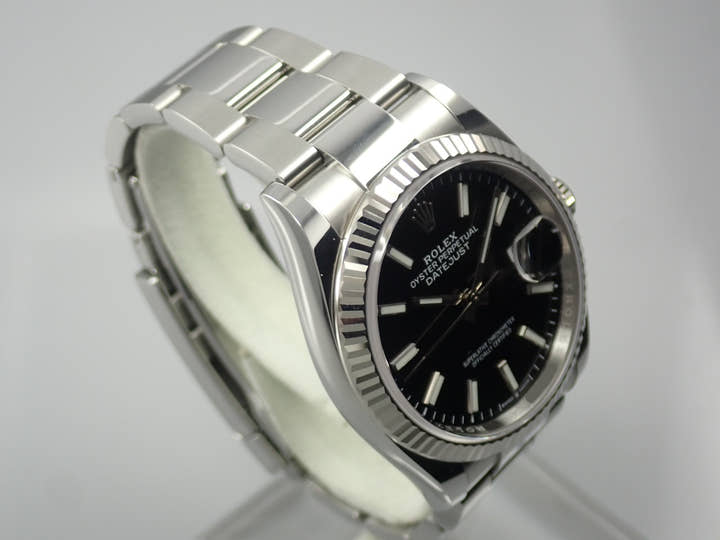 Rolex Datejust 36 Ref. 126234 Stainless Steel/White Gold Black Dial Oyster Bracelet Pre-owned 278WHPM2