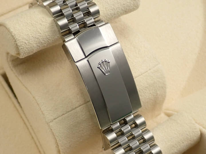 ロレックス デイトジャスト36 Ref.126200 ステンレススチール オリーブグリーン パームモチーフ文字盤 ジュビリーブレスレット