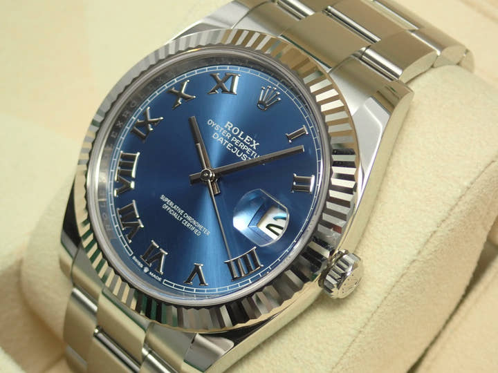 Rolex Datejust 41 Ref. 126334 Stainless Steel/White Gold Azurro Blue Dial Oyster Bracelet Pre-owned WZSY9389