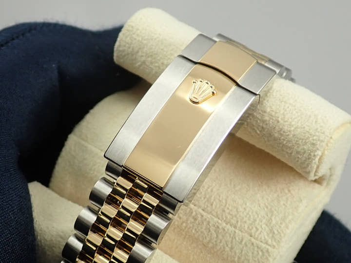 Rolex Datejust 36 <Warranty, Box, etc.>