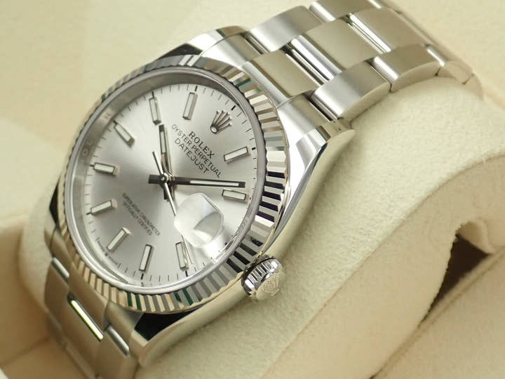 Rolex Datejust 36 Ref. 126234 Stainless Steel/White Gold Silver Dial Oyster Bracelet Pre-owned 194SSCUY