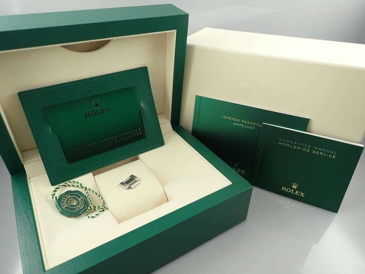 ロレックス デイトジャスト36 Ref.126234 ステンレススチール/ホワイトゴールド スレート文字盤 オイスターブレスレット