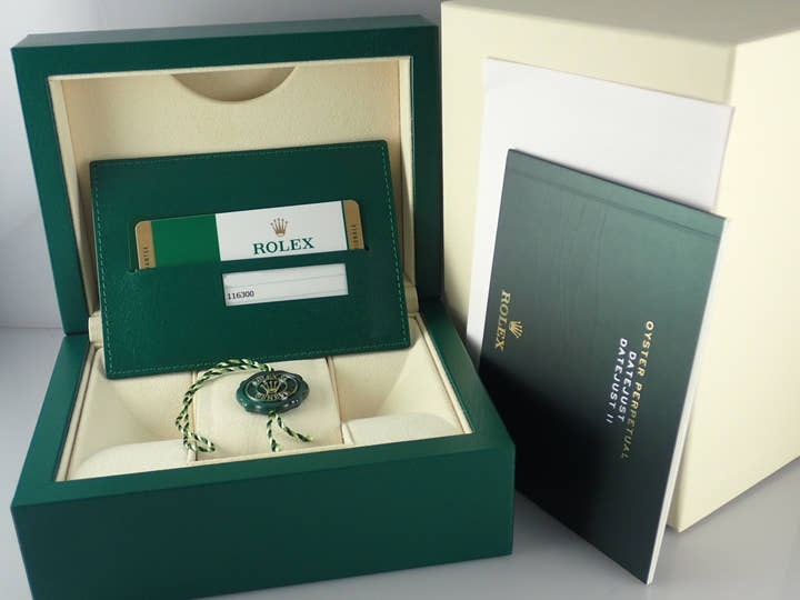 ロレックス デイトジャストII Ref.116300 ブラック文字盤 中古 datejust-182
