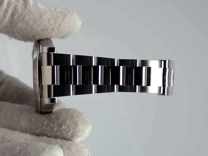 ロレックス デイトジャストII Ref.116300 ブラック文字盤 中古 datejust-182