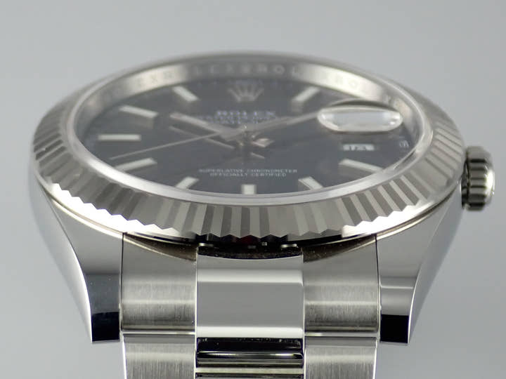 ロレックス デイトジャスト Ref.126334 ブラック文字盤 中古 datejust-185