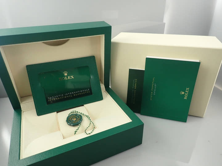 Rolex Datejust 41 <Warranty, Box, etc.>