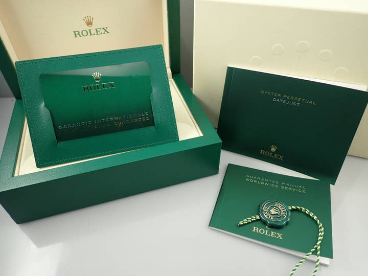 Rolex Datejust <Warranty, Box, etc.>
