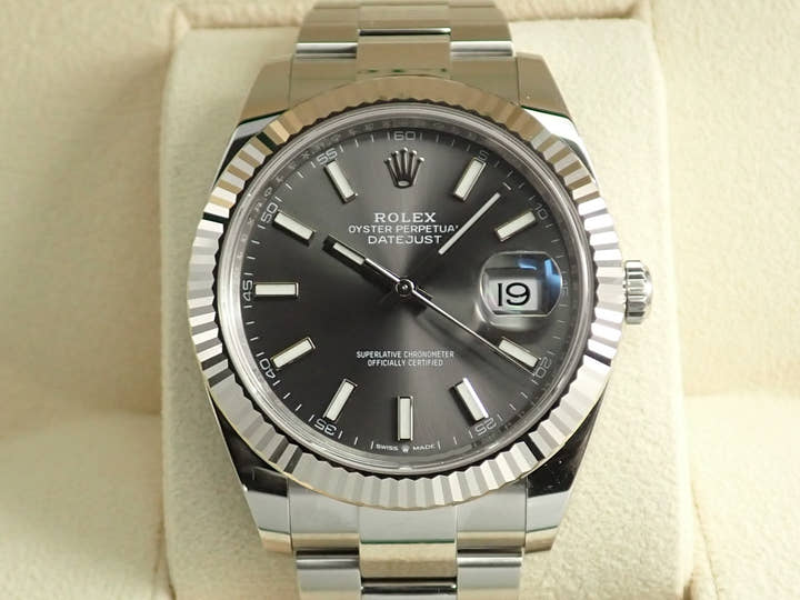 ロレックス デイトジャスト41 Ref.126334 ステンレススチール/ホワイトゴールド スレートローマン文字盤 オイスターブレスレット