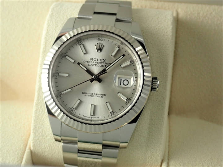 ロレックス デイトジャスト41 Ref.126334 ステンレススチール/ホワイトゴールド シルバー文字盤 オイスターブレスレット