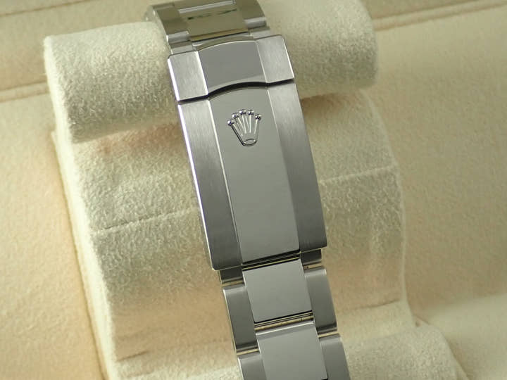 ロレックス デイトジャスト41 Ref.126334 ステンレススチール/ホワイトゴールド シルバー文字盤 オイスターブレスレット