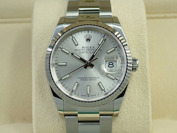 ロレックス デイトジャスト36 Ref.126234 ステンレススチール/ホワイトゴールド シルバー文字盤 オイスターブレスレット 未使用 RS42XSTY