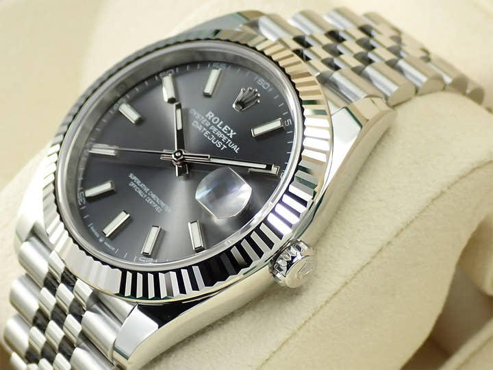 ロレックス デイトジャスト41 Ref.126334 ステンレススチール/ホワイトゴールド スレート文字盤 ジュビリーブレスレット 未使用 80V7R483