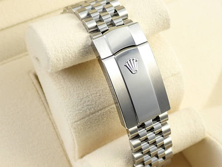 ロレックス デイトジャスト36 Ref.126234 ステンレススチール/ホワイトゴールド シルバー文字盤 ジュビリーブレスレット