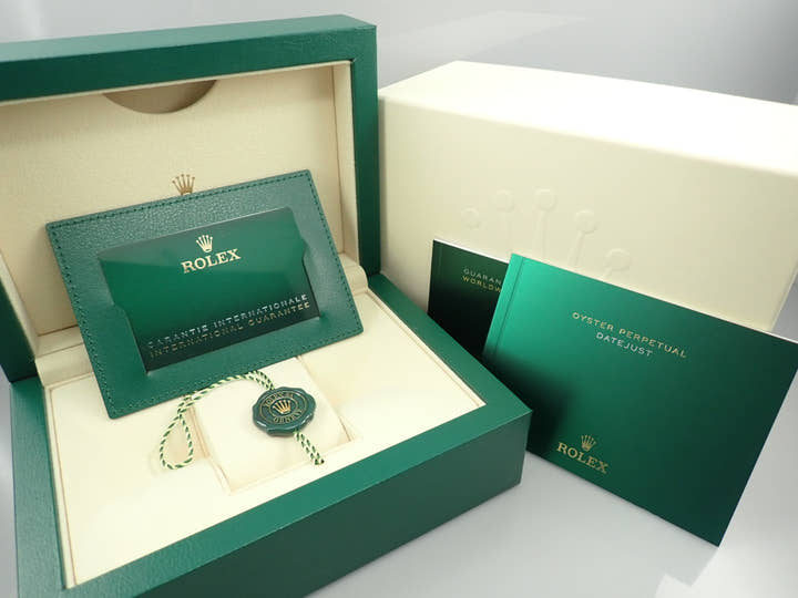 ロレックス デイトジャスト36 Ref.126200 ステンレススチール スレートローマン文字盤 オイスターブレスレット 未使用 6AY24177