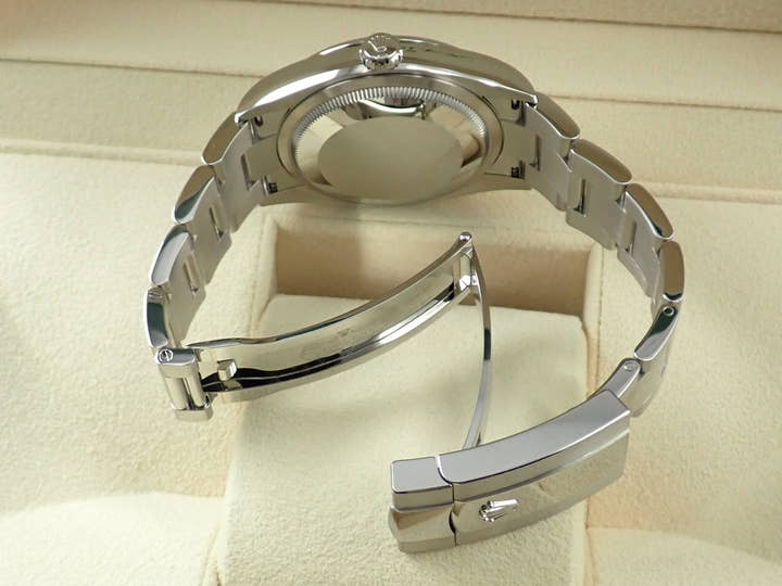 ロレックス デイトジャスト36 Ref.126200 ステンレススチール ブルー フルーテッドモチーフ文字盤 オイスターブレスレット 未使用 8543UJYJ