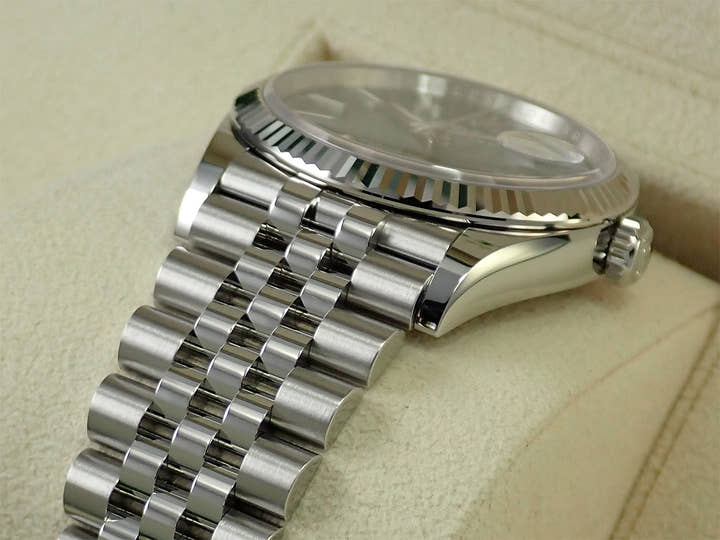 ロレックス デイトジャスト36 Ref.126234 ステンレススチール/ホワイトゴールド ミントグリーン文字盤 ジュビリーブレスレット 未使用 S913HZSS